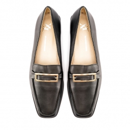 WOMEN LOAFERS