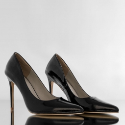 LEATHER PUMPS